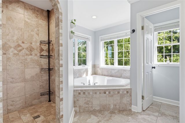 6 Harvest, Penfield, NY 14580