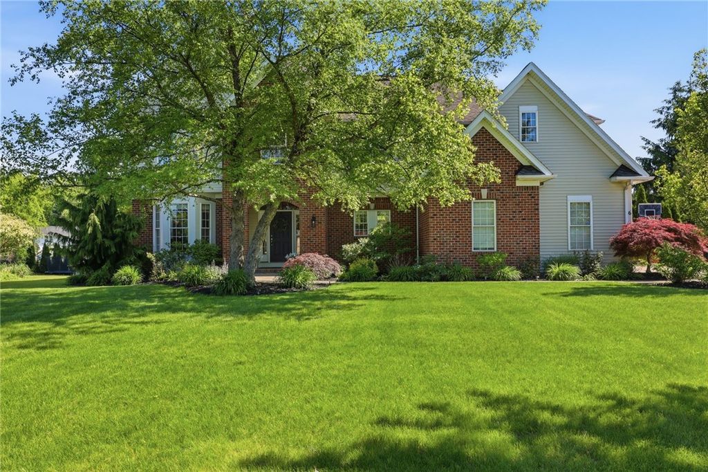 6 Harvest, Penfield, NY 14580