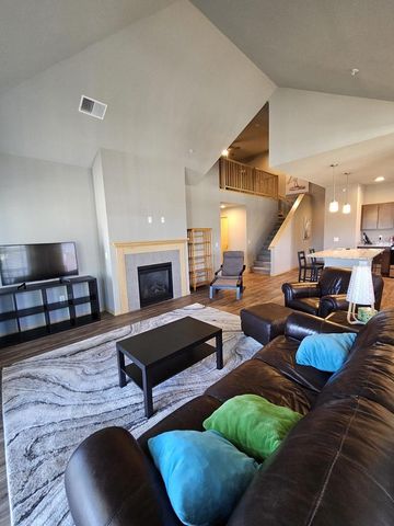 3122 S High Point Road, Madison, WI 53719