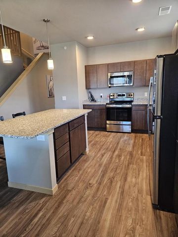 3122 S High Point Road, Madison, WI 53719