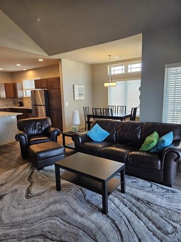 3122 S High Point Road, Madison, WI 53719