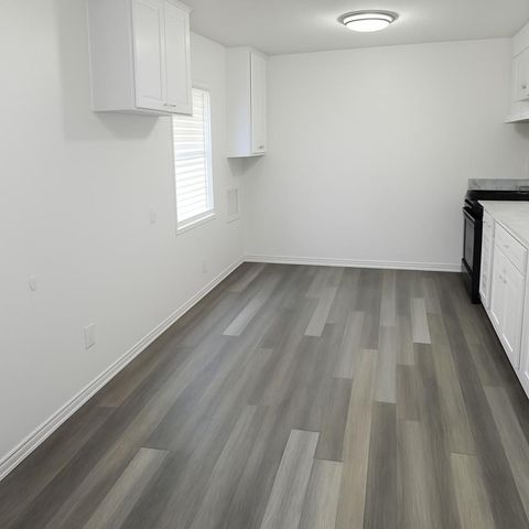 200 Bonnie Bell Lane, Springtown, TX 76082