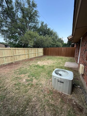 200 Bonnie Bell Lane, Springtown, TX 76082