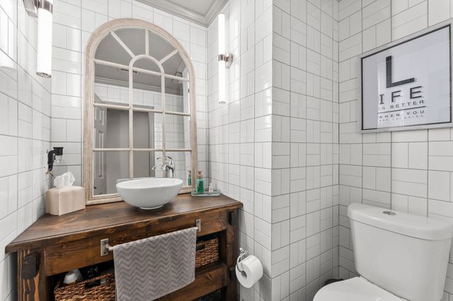 404 Arbor Lawn Drive, Burleson, TX 76028