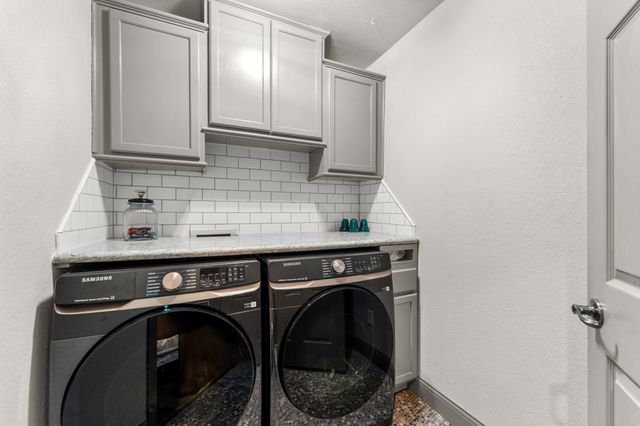 404 Arbor Lawn Drive, Burleson, TX 76028