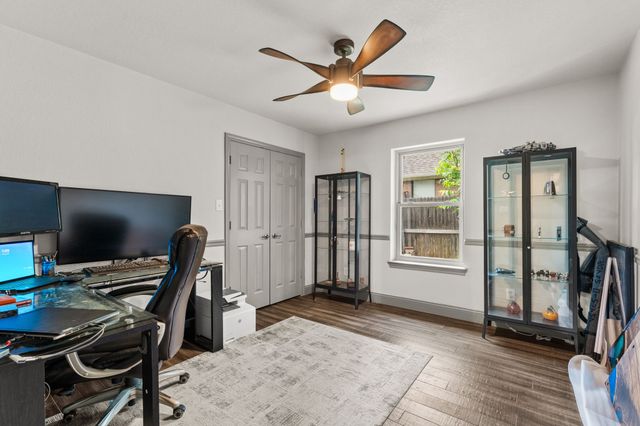 404 Arbor Lawn Drive, Burleson, TX 76028