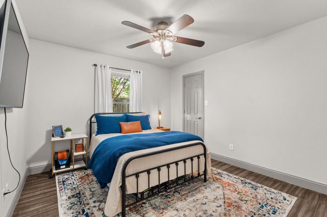 404 Arbor Lawn Drive, Burleson, TX 76028