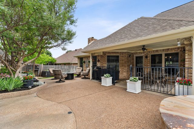 404 Arbor Lawn Drive, Burleson, TX 76028