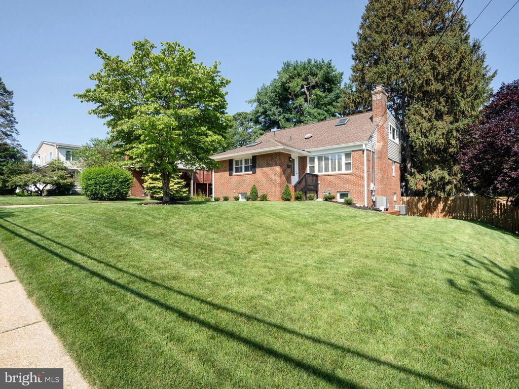 1912 YOUNGBLOOD ST, Mclean, VA 22101