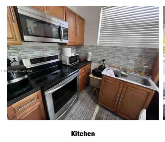 1140 NE 196th Ter, Miami, FL 33179