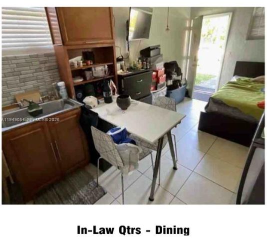 1140 NE 196th Ter, Miami, FL 33179