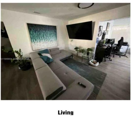 1140 NE 196th Ter, Miami, FL 33179