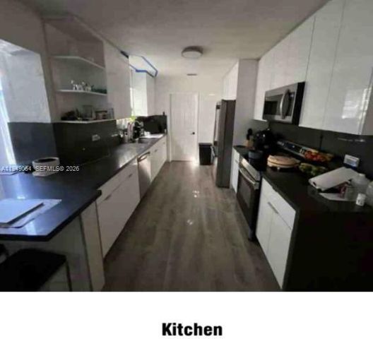 1140 NE 196th Ter, Miami, FL 33179