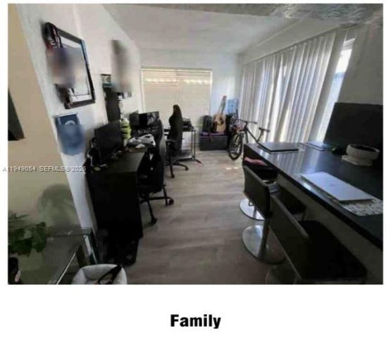 1140 NE 196th Ter, Miami, FL 33179