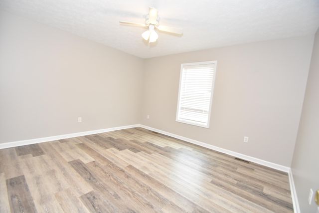 1229 E Irvine Street, Richmond, KY 40475