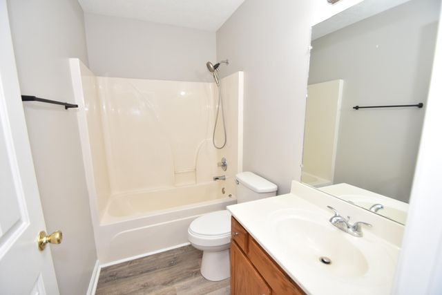 1229 E Irvine Street, Richmond, KY 40475