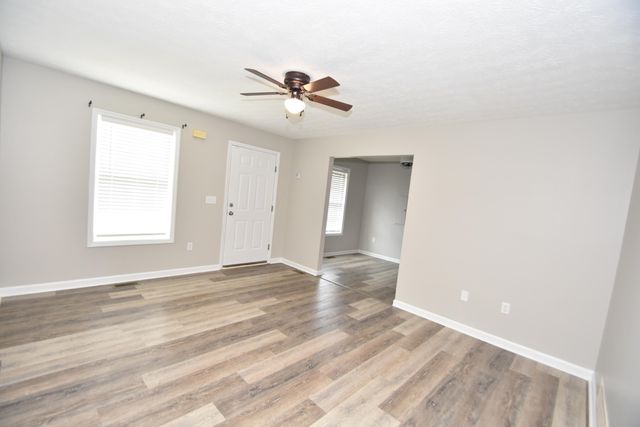 1229 E Irvine Street, Richmond, KY 40475