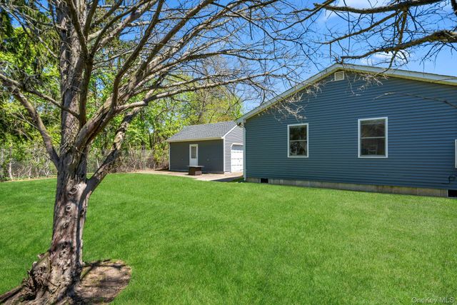 11 Jackson Street, East Islip, NY 11730