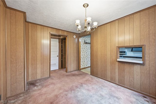 1110 Niles Vienna Road, Vienna, OH 44473