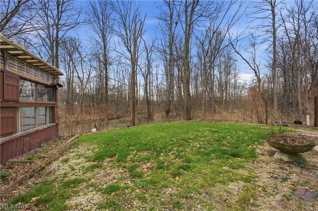 1110 Niles Vienna Road, Vienna, OH 44473