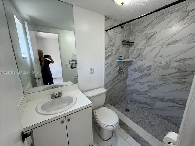 8650 SW 109th Ave 3-111, Miami, FL 33173