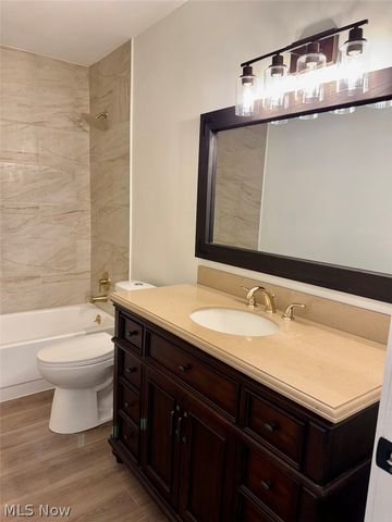 2235 Crehore Street, Lorain, OH 44052