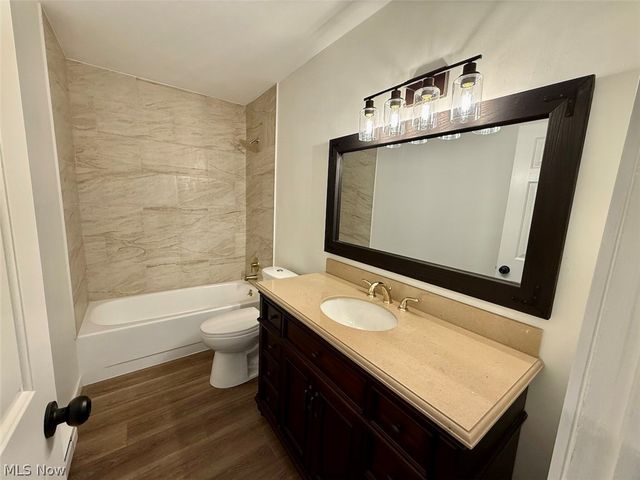 2235 Crehore Street, Lorain, OH 44052