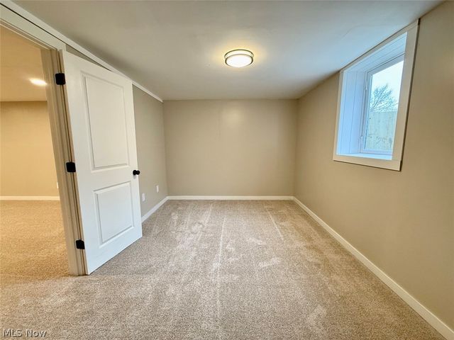 2235 Crehore Street, Lorain, OH 44052