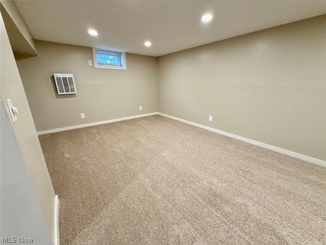 2235 Crehore Street, Lorain, OH 44052