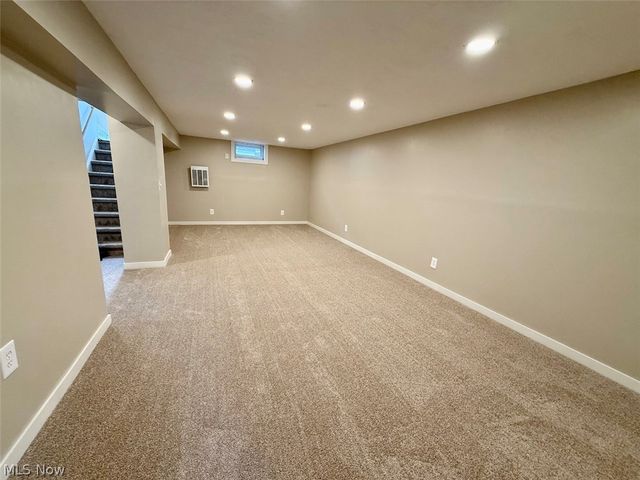 2235 Crehore Street, Lorain, OH 44052