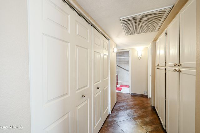 7720 N PINESVIEW Drive, Scottsdale, AZ 85258