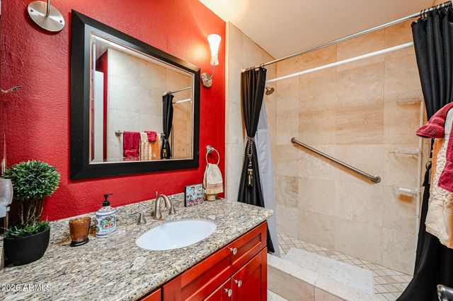 7720 N PINESVIEW Drive, Scottsdale, AZ 85258