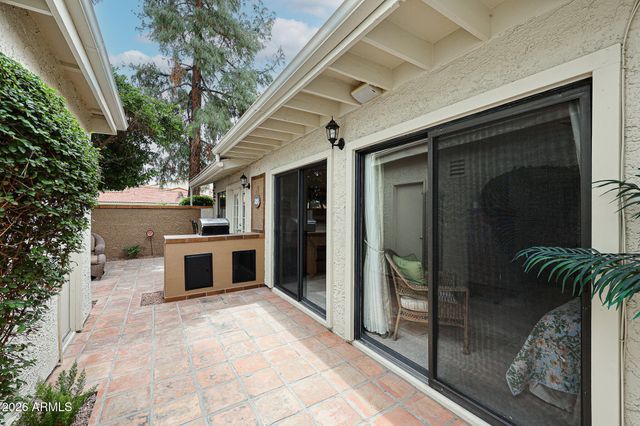 7720 N PINESVIEW Drive, Scottsdale, AZ 85258