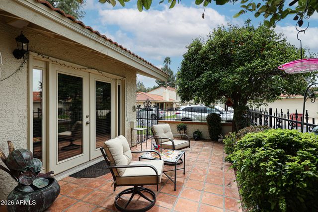 7720 N PINESVIEW Drive, Scottsdale, AZ 85258