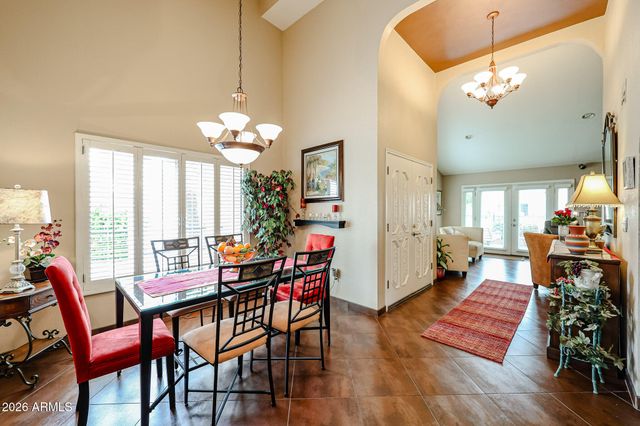 7720 N PINESVIEW Drive, Scottsdale, AZ 85258