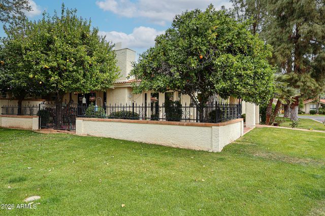 7720 N PINESVIEW Drive, Scottsdale, AZ 85258