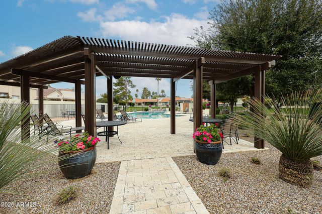 7720 N PINESVIEW Drive, Scottsdale, AZ 85258