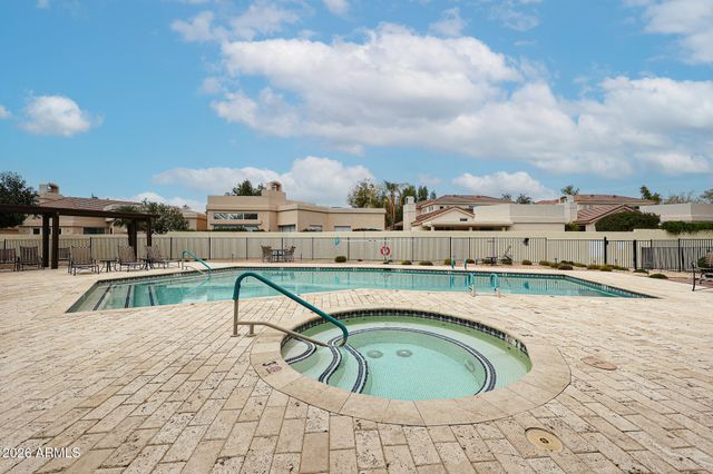 7720 N PINESVIEW Drive, Scottsdale, AZ 85258