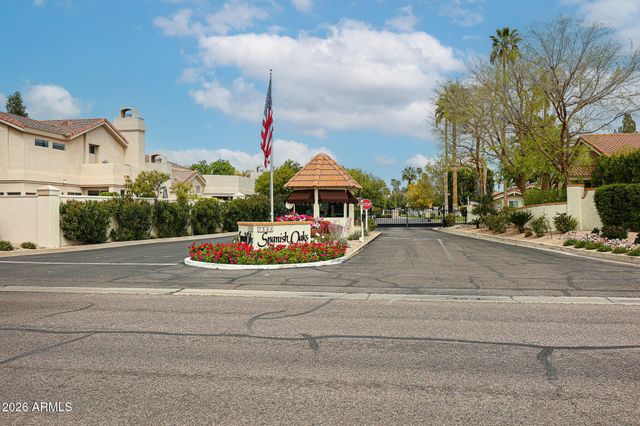 7720 N PINESVIEW Drive, Scottsdale, AZ 85258