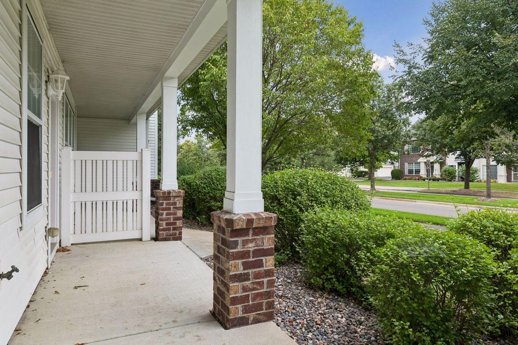 11323 Chisholm Circle NE D, Blaine, MN 55449 — photo 5