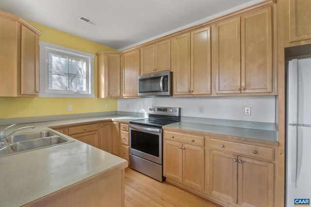 368 JOLIET CT, Crozet, VA 22932