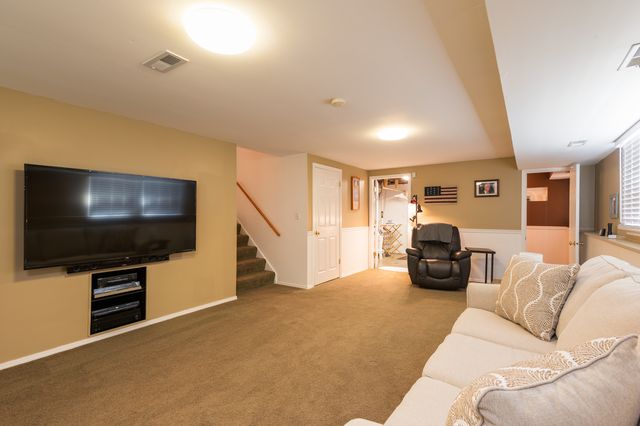 1650 Fender Road, Naperville, IL 60565