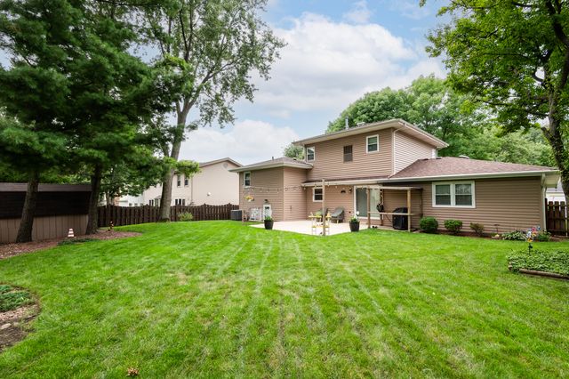 1650 Fender Road, Naperville, IL 60565
