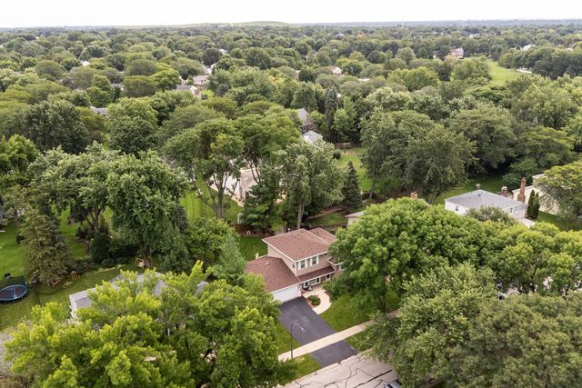 1650 Fender Road, Naperville, IL 60565