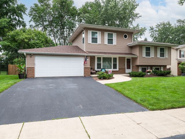 1650 Fender Road, Naperville, IL 60565