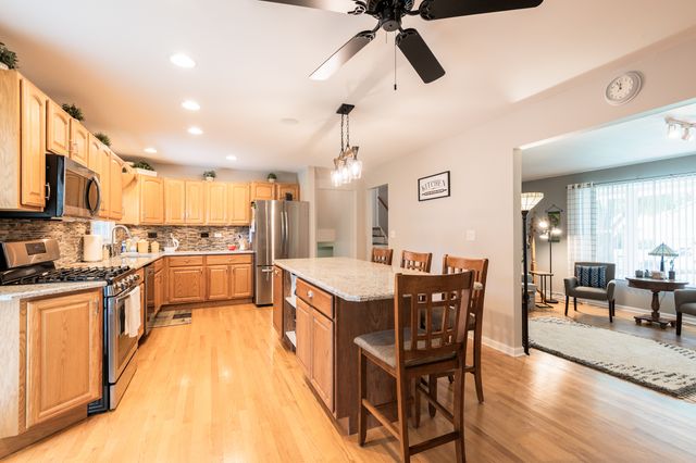 1650 Fender Road, Naperville, IL 60565