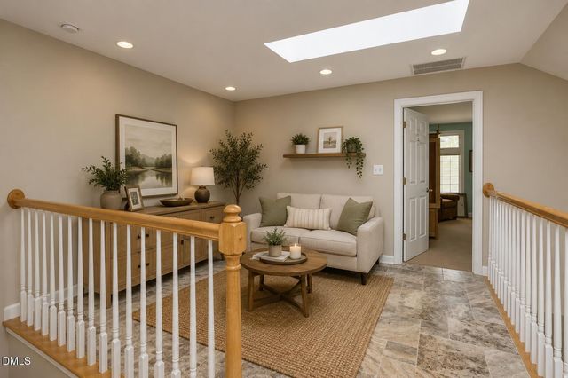 323 Columbia Place E, Chapel Hill, NC 27516