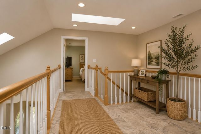 323 Columbia Place E, Chapel Hill, NC 27516