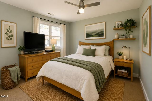 323 Columbia Place E, Chapel Hill, NC 27516