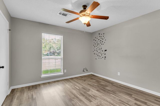 3937 Tumbleweed Lane, Baytown, TX 77521